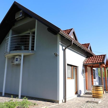 סמולג'אנאק Apartment Filomena מראה חיצוני תמונה
