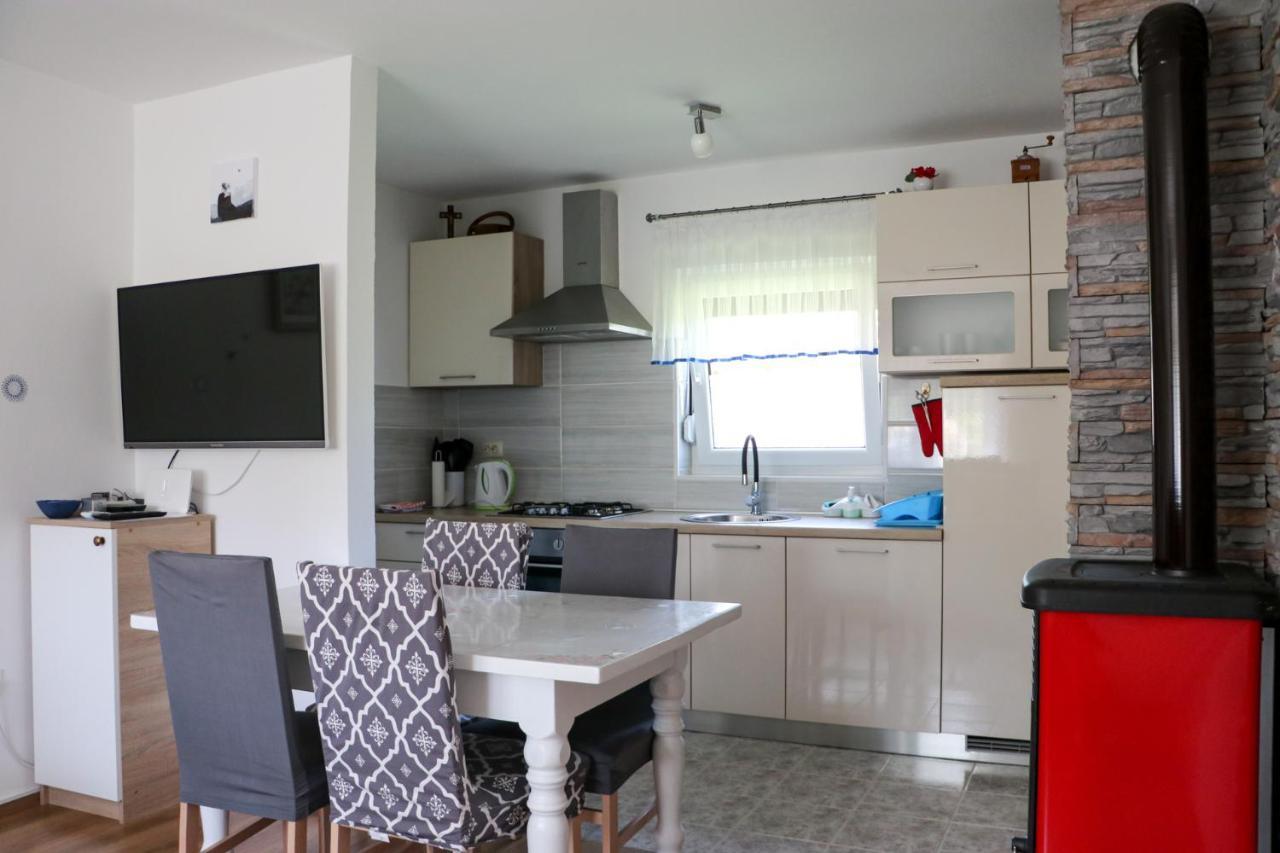 סמולג'אנאק Apartment Filomena מראה חיצוני תמונה