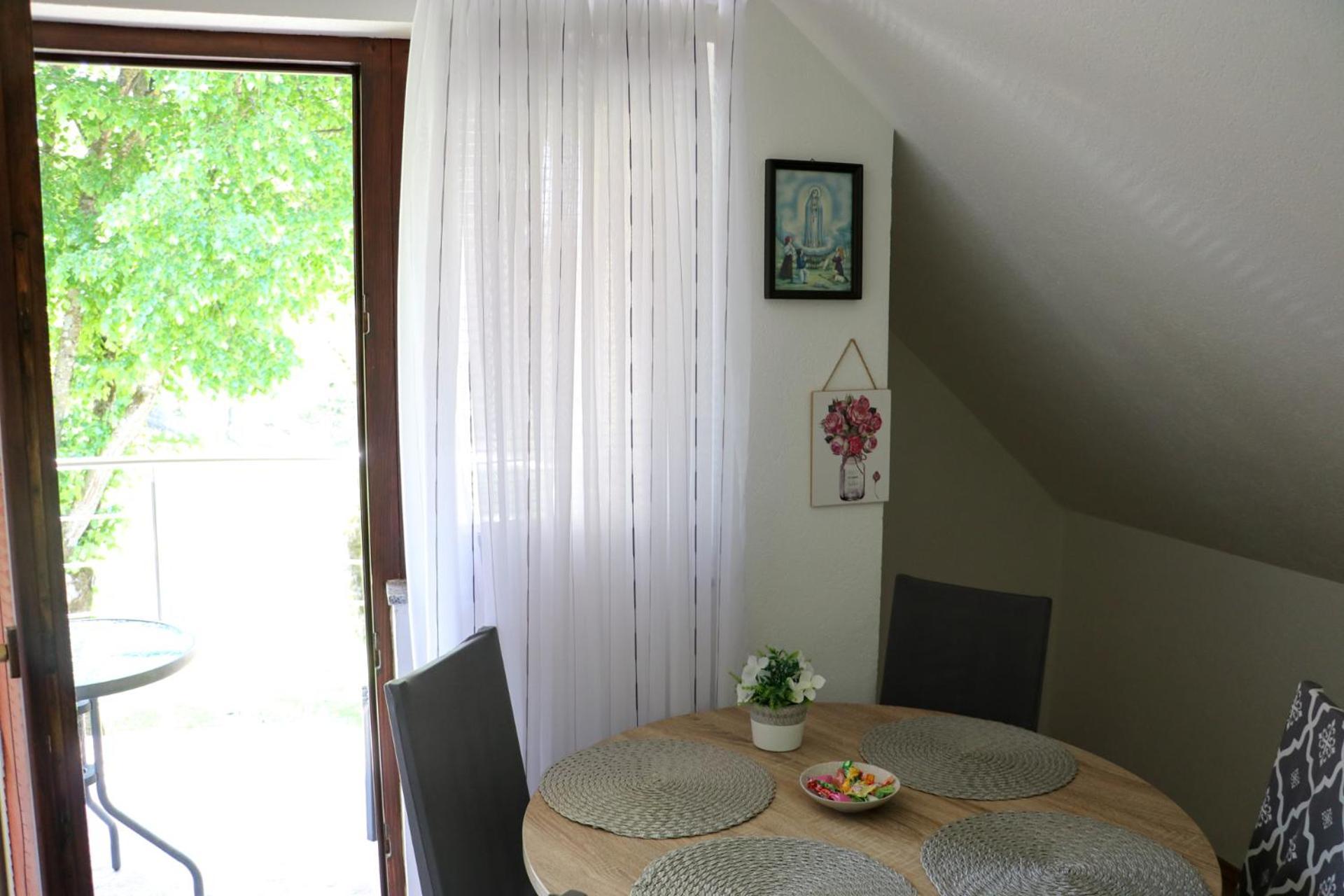 סמולג'אנאק Apartment Filomena מראה חיצוני תמונה